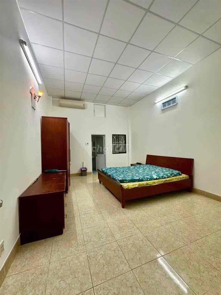 🏦 Nhà mới đẹp NC nup hẻm Thống Nhất P16