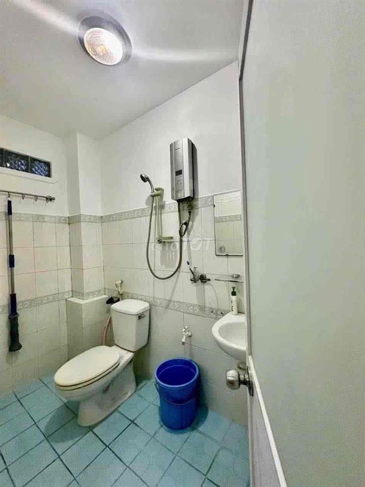 🏦 Nhà mới đẹp NC nup hẻm Thống Nhất P16
