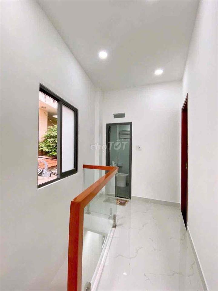 🏦 Nhà mới đẹp NC nup hẻm Nguyễn Văn Công P3