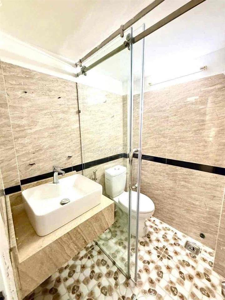 🏦 Nhà mới NC nup hẻm 252 Phạm Văn Chiêu P9