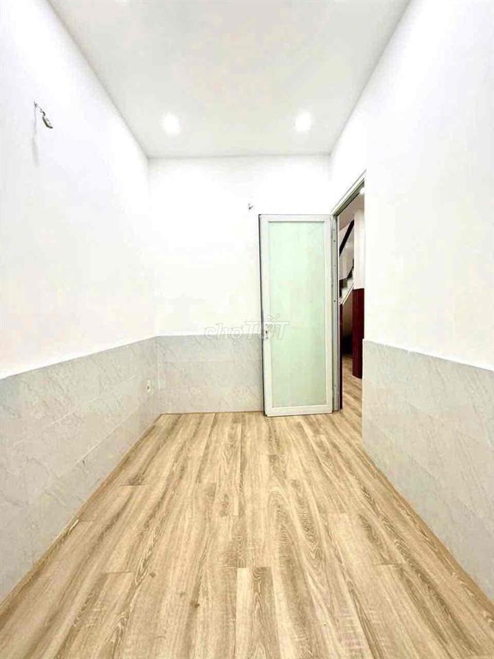 🏦 Nhà mới NC nup hẻm 252 Phạm Văn Chiêu P9