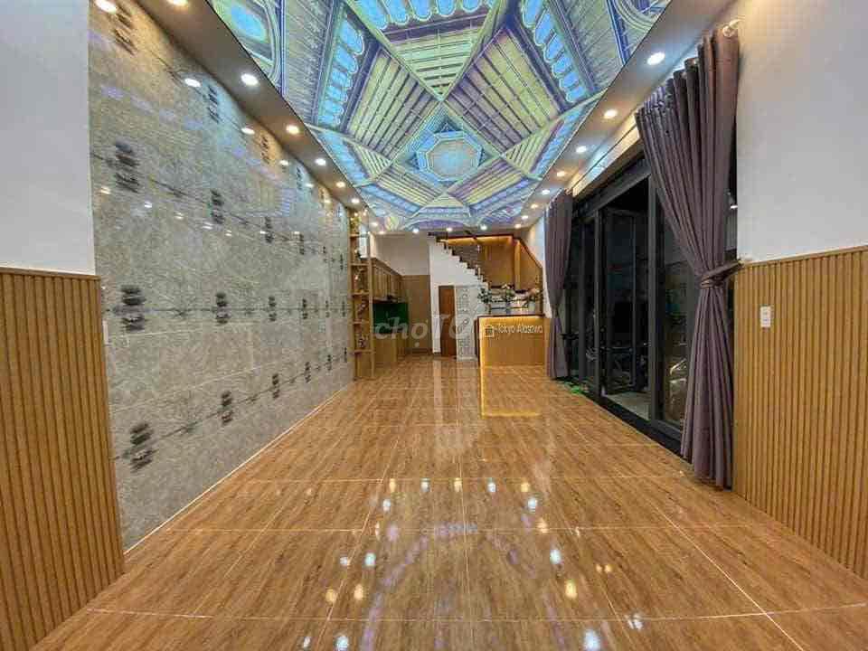 🏦 Nhà NC mặt tiền Đường số 8 P11