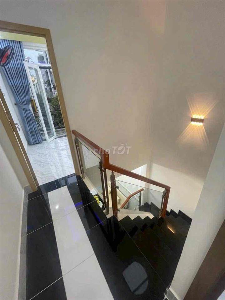 🏦 Nhà mới NC nup hẻm 198/ Nguyễn Văn khối P9