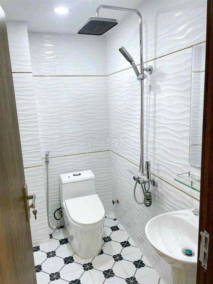 🏦 Nhà mới NC nup hẻm 198/ Nguyễn Văn khối P9
