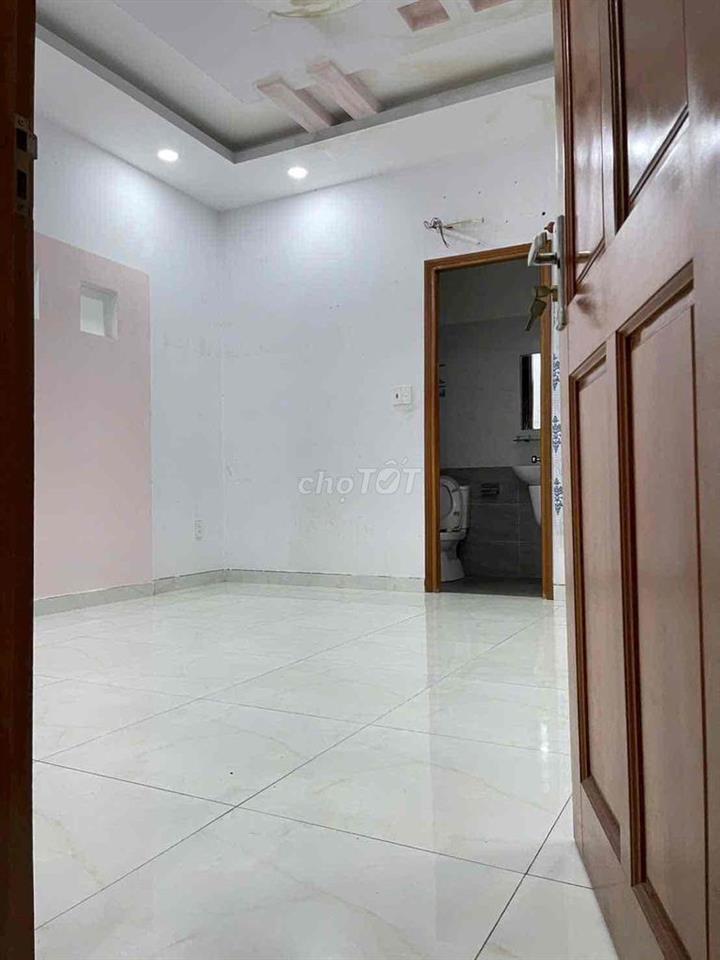 🏦 Nhà mới NC nup hẻm Phamh Văn Chiêu P9
