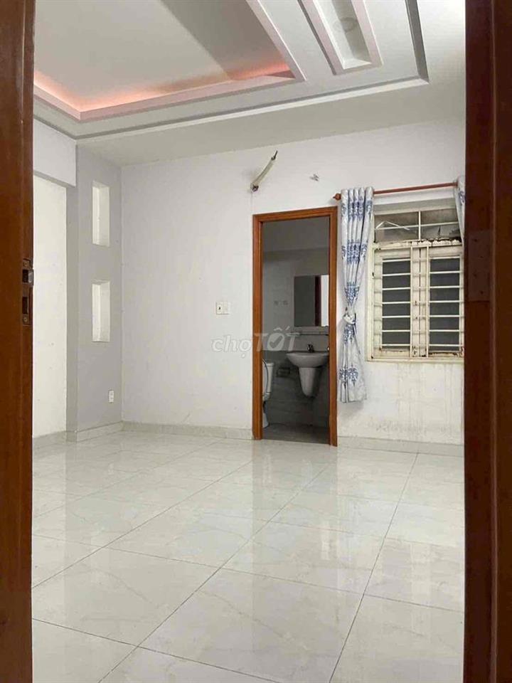 🏦 Nhà mới NC nup hẻm Phamh Văn Chiêu P9