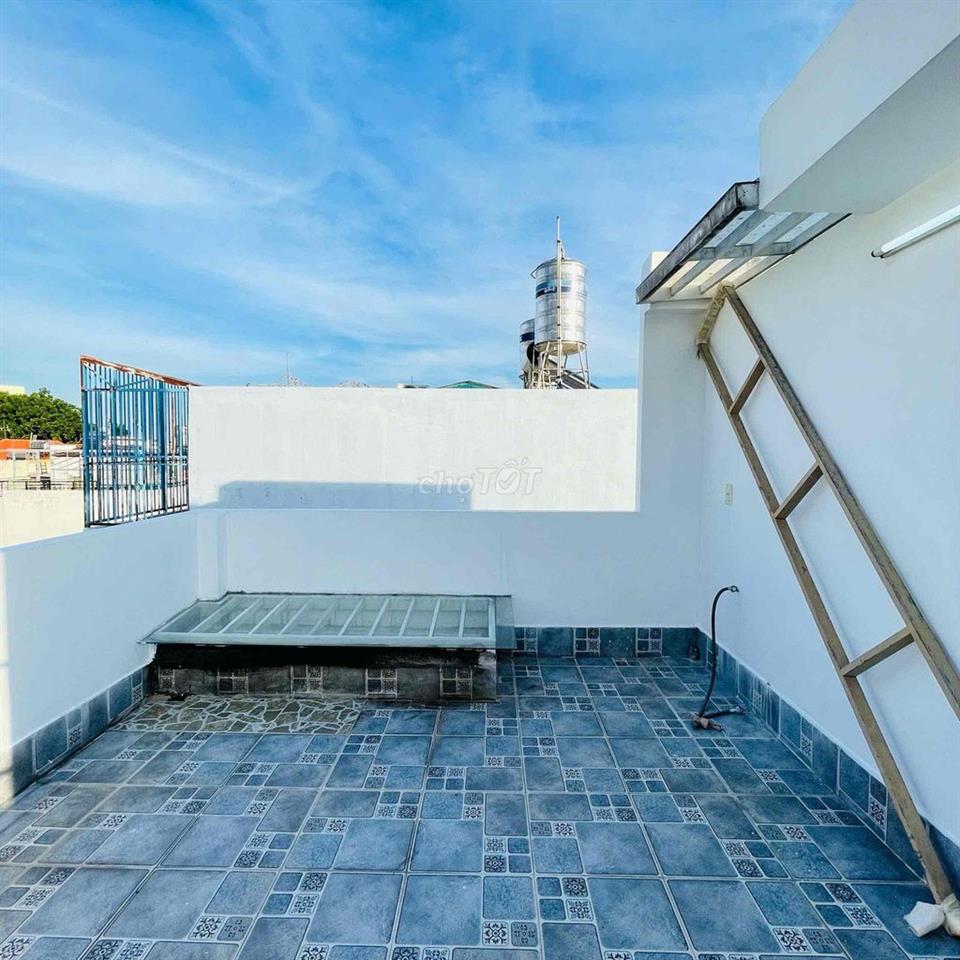 🏦 Nhà NC nup hẻm Phạm Văn Chiêu P14