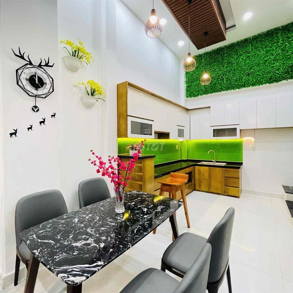🏦 Nhà NC nup hẻm Phạm Văn Chiêu P14