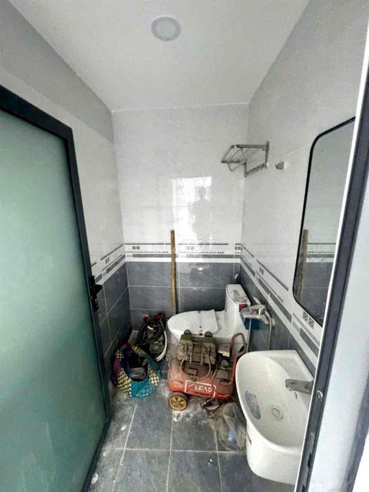 🏦 Nhà mới xây NC cấp 4 trống suốt nup hẻm 1/ Nguyễn Văn Khối P9