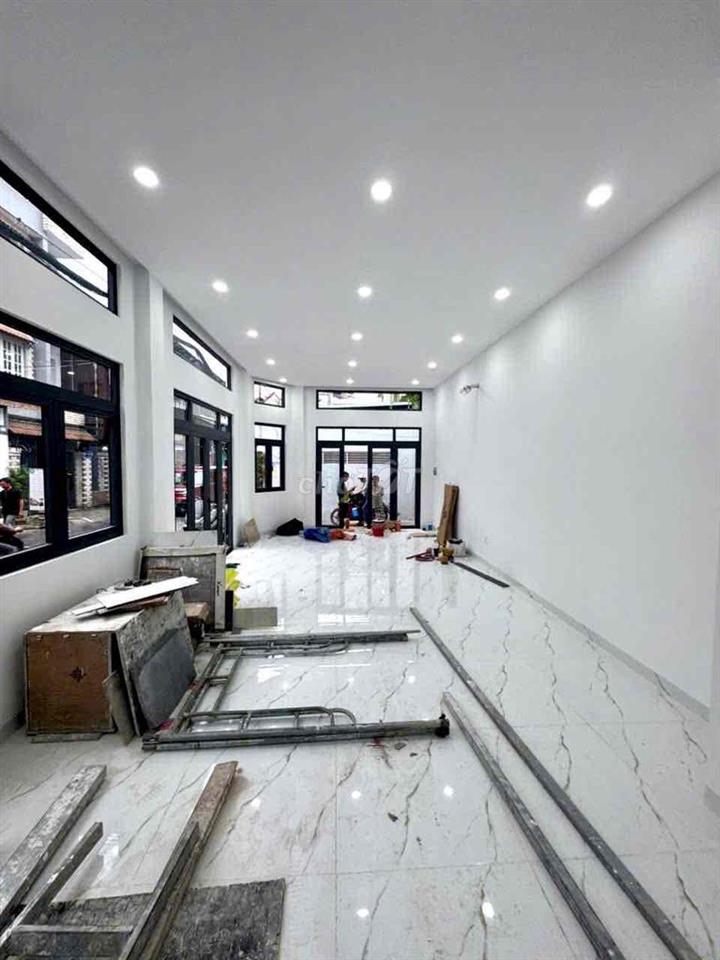 🏦 Nhà mới xây NC cấp 4 trống suốt nup hẻm 1/ Nguyễn Văn Khối P9