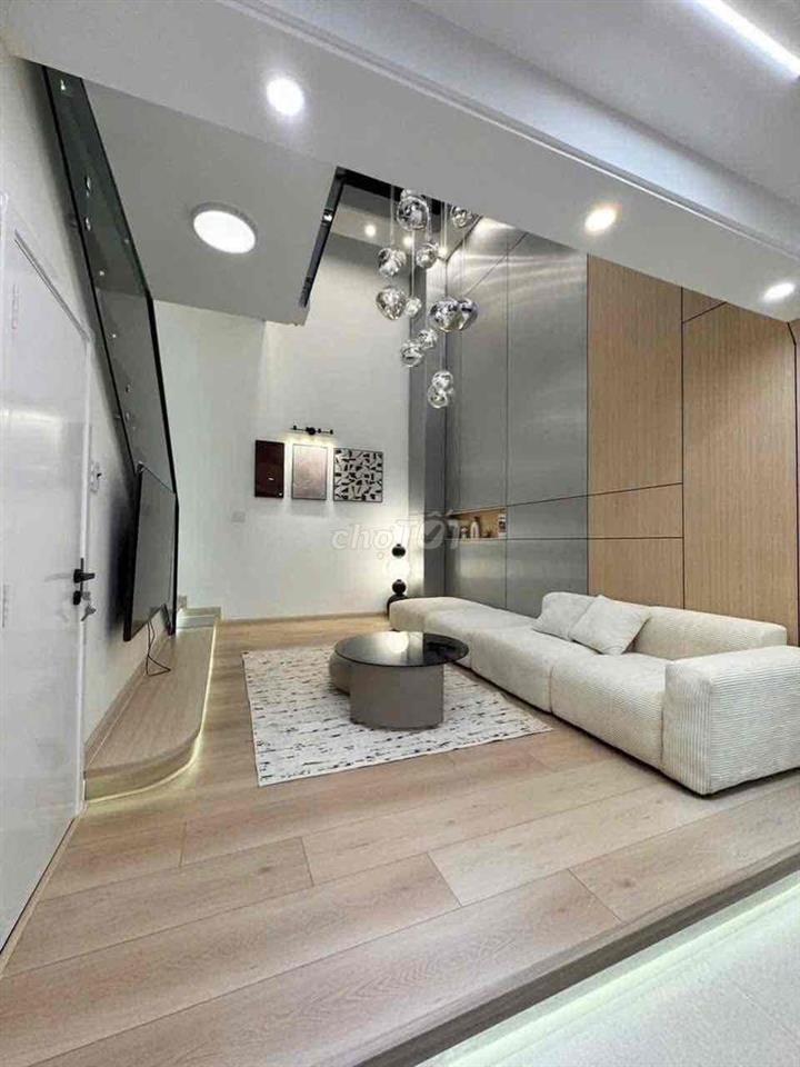 🏦 Nhà mới đẹp NC nup hẻm 68 Nguyễn Tư Giản P12