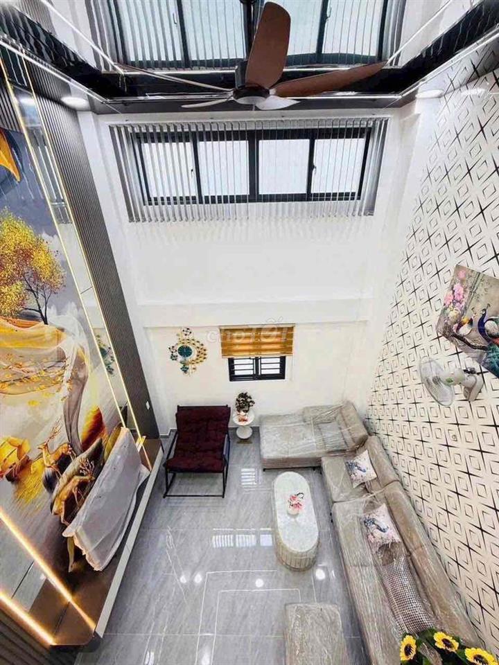 🏦 Nhà mới đẹp NC có Thang Máy núp hẻm 1/ Nguyễn Tư Giản P12