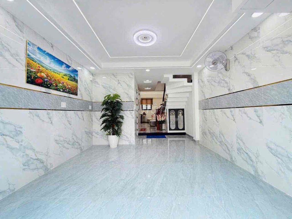 🏦 Nhà mới đẹp NC có Thang Máy núp hẻm 1/ Nguyễn Tư Giản P12