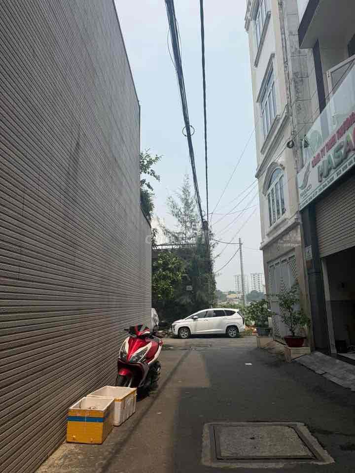 🏦 Nhà NC nup hem 213 Đường số 28 Lê Đức Thọ P6