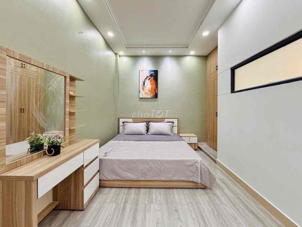🏦 Nhà mới NC nup hẻm Lê Lai Phường 4