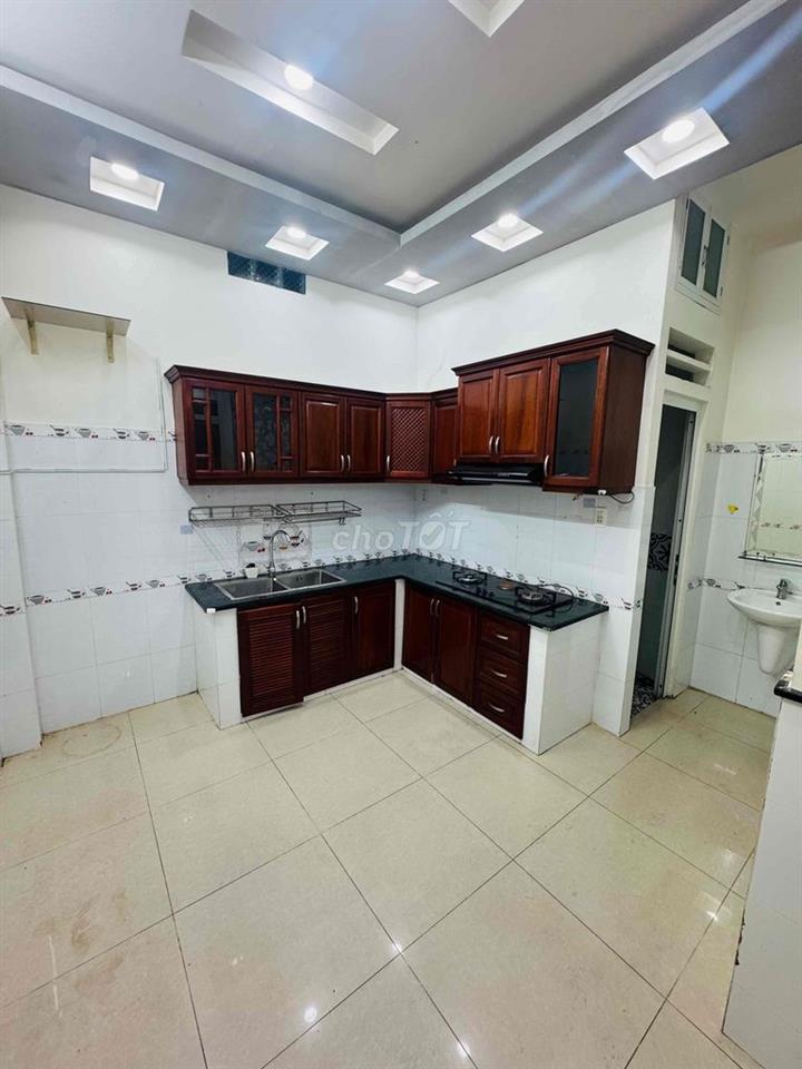 🏦 Nhà mới NC nup hẻm 1/ Sát mặt tiền Quang Trung P12 GV