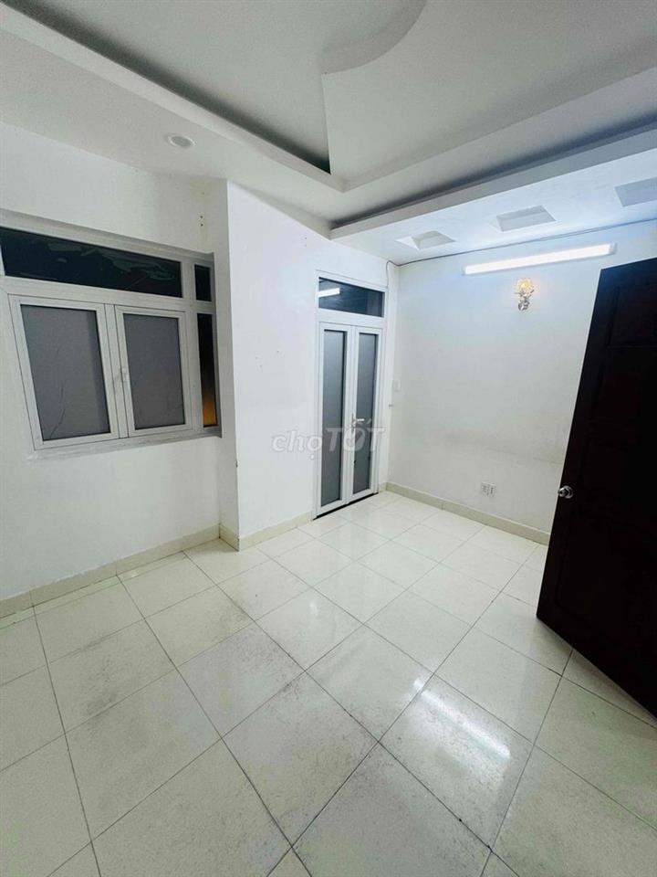 🏦 Nhà mới NC nup hẻm 1/ Sát mặt tiền Quang Trung P12 GV