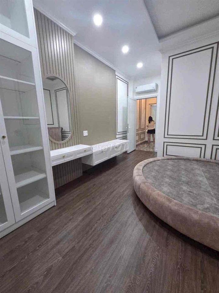 🏦 Nhà mới đẹp NC nup hẻm 496 Dương Quảng Hàm P5