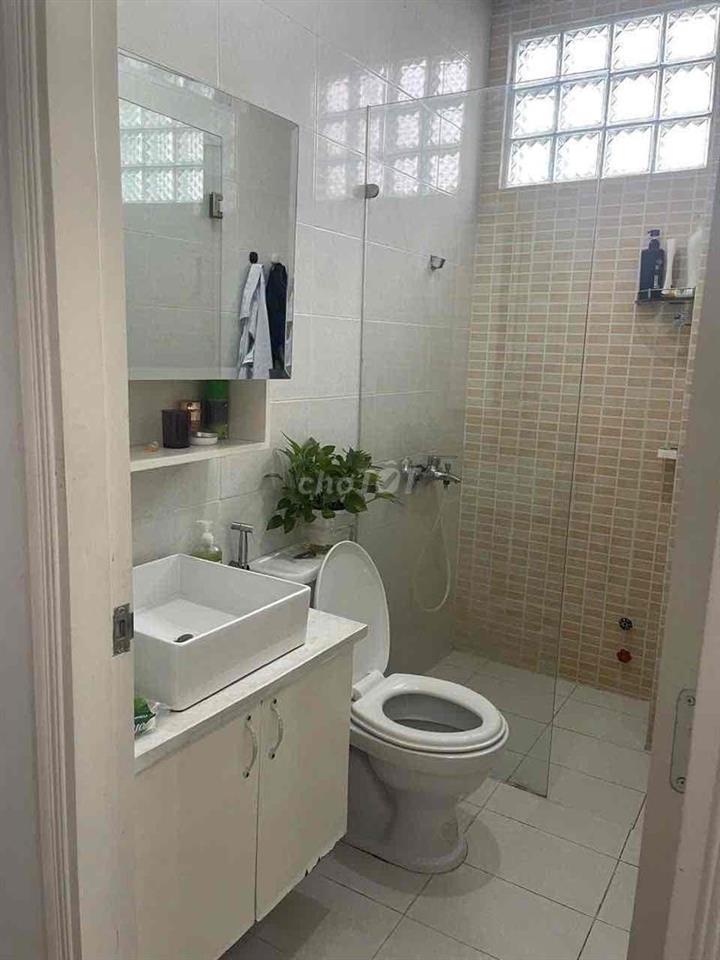 🏦 Nhà mới đẹp NC nup hẻm 472 Phan Huy Ích P12