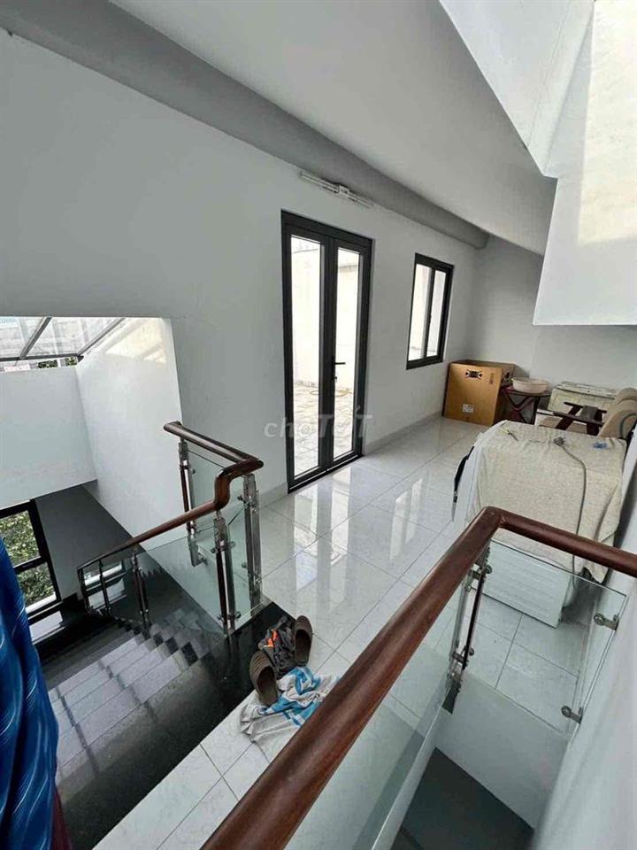 🏦 Nhà mới NC nup hẻm 89/ Đường số 8 P11