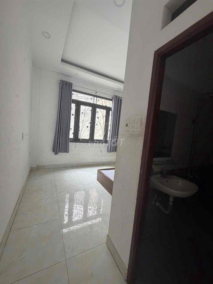 🏦 Nhà NC nup hẻm Đường số 28 P6