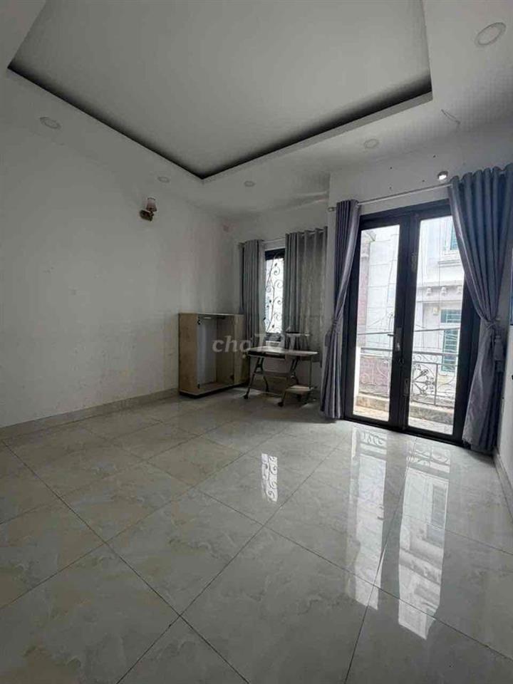 🏦 Nhà NC nup hẻm Đường số 28 P6