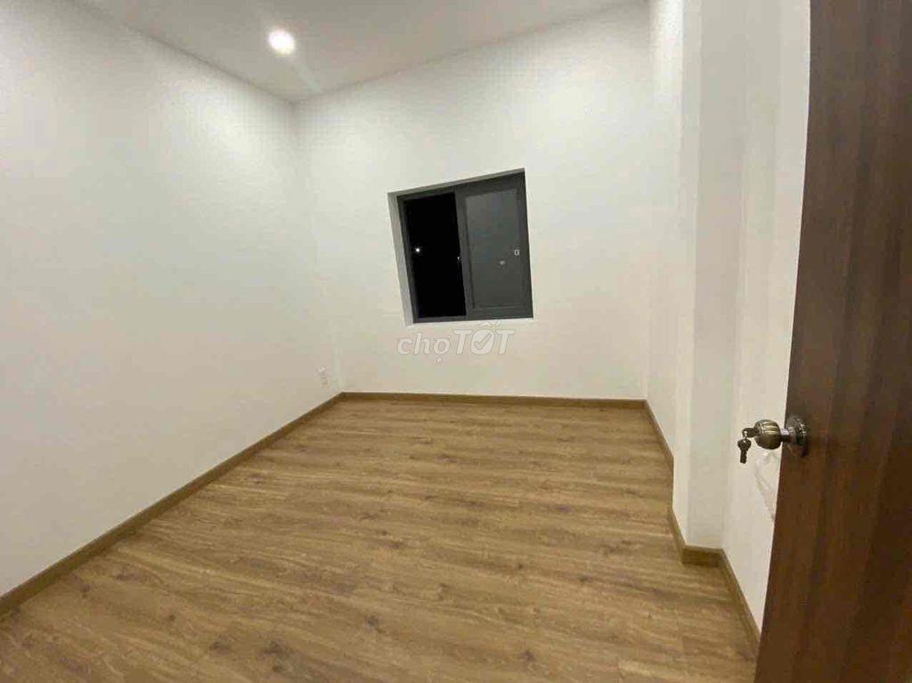 🏦 Nhà mới NC nup hẻm 730 Phạm Văn Chiêu P16