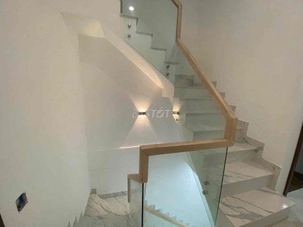 🏦 Nhà mới NC nup hẻm 730 Phạm Văn Chiêu P16