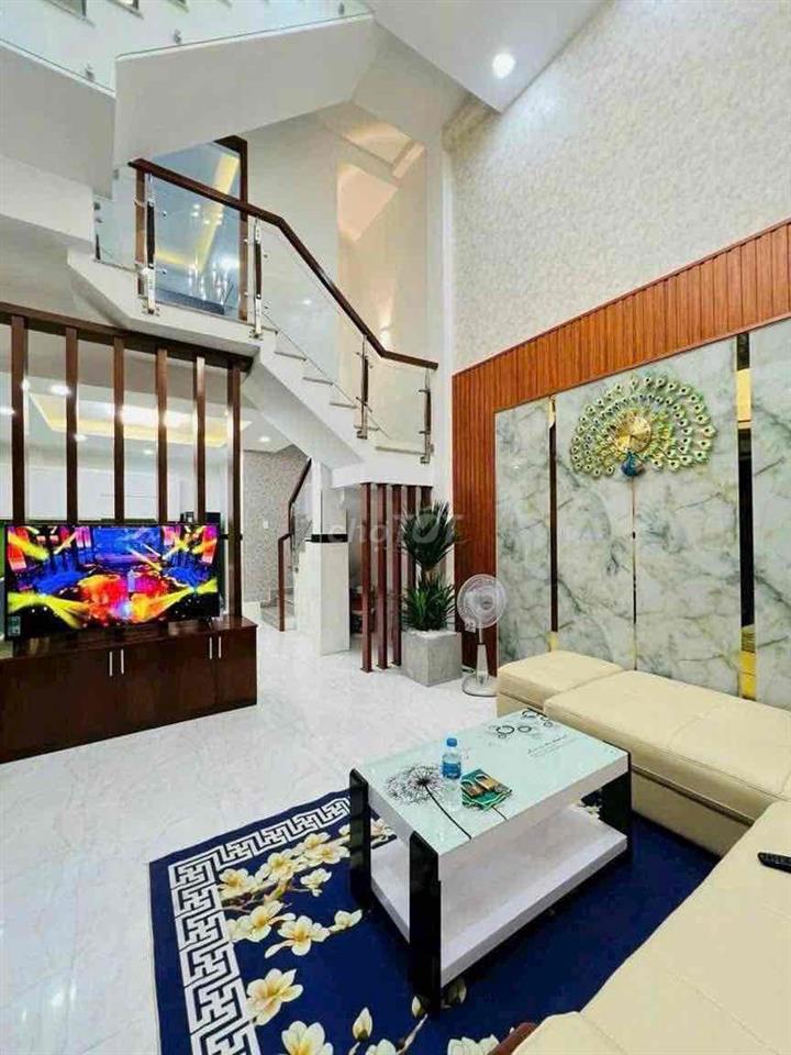 🏦 Nhà mới đẹp NC nup hẻm Quang Trung P8