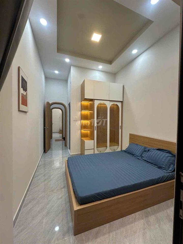 🏦 Nhà mới đẹp mặt tiền Đường Thống Nhất P10
