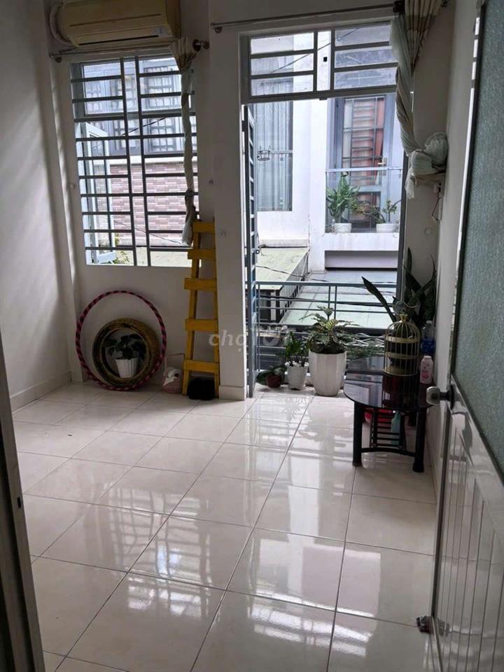 nhà hẻm 637 Quang Trung p11, 4x8m, 1 lầu, 2pn