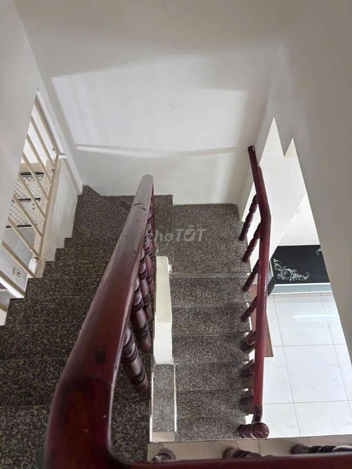 nhà hẻm 637 Quang Trung p11, 4x8m, 1 lầu, 2pn