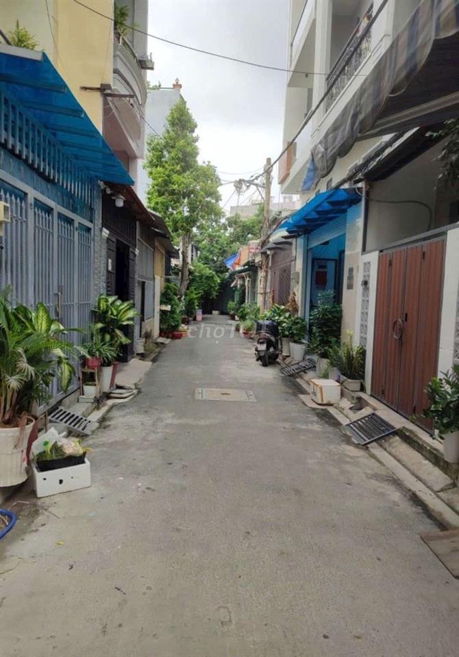 nhà hẻm xe hơi Phạm Văn Bạch, 4x10,5m, cấp 4 lửng tiện xây sửa mới