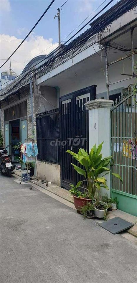 nhà hẻm xe hơi Phạm Văn Bạch, 4x10,5m, cấp 4 lửng tiện xây sửa mới
