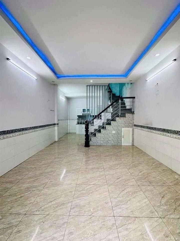 nhà hẻm xe hơi 1 xẹt Huỳnh Văn Nghệ, 4x11m, 1 lầu, 2pn sạch đẹp