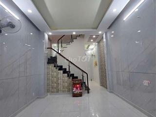 nhà hẻm Quang Trung p10, 4x10m, 1 lầu, 2pn, 2 máy lạnh, nội thất khác
