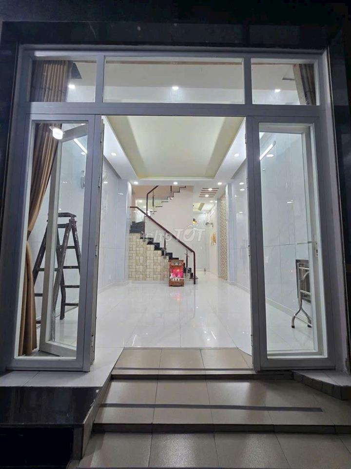 nhà hẻm Quang Trung p10, 4x10m, 1 lầu, 2pn, 2 máy lạnh, nội thất khác