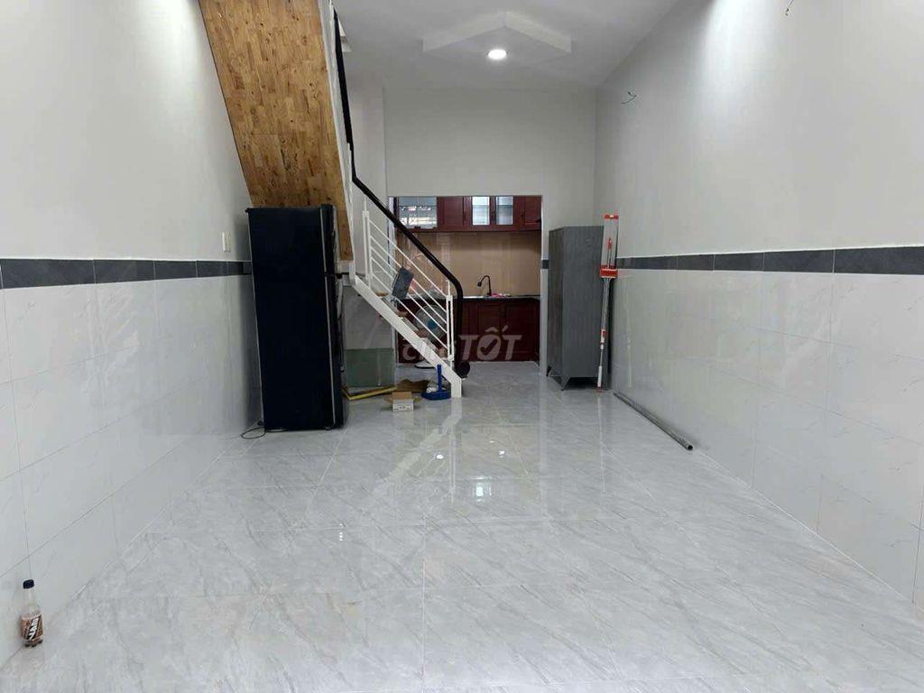 nhà hẻm ba gác thông Lý Thường Kiệt, 3,5x11m, 1 lầu, 2pn