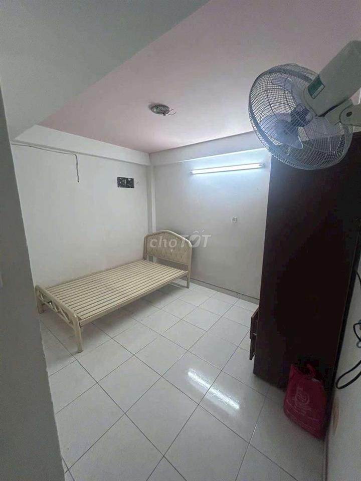 nhà hẻm đường số 8, 4x13m, 2 lầu, 4pn, 4wc, 2 máy lạnh