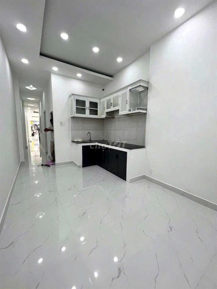 mặt tiền Nguyễn Oanh,4x30m, 1 lầu, 4pn, 3wc