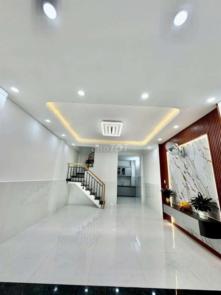 nhà hẻm 1 xẹt Liên Khu 2-5, mới đẹp, hẻm 5m thông, 4,5x12m, 1 lầu, 2pn
