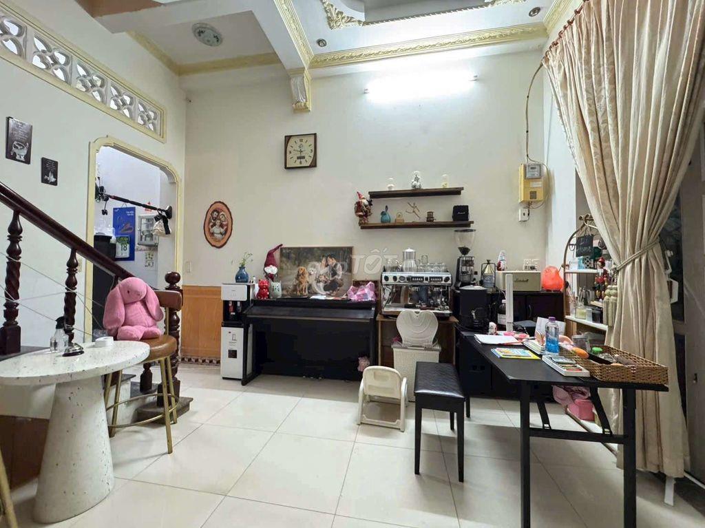 nhà hẻm Nguyễn Tư Giản, 4,2x8,6m, 1 lầu BTCT, 2pn, hoàn công đủ