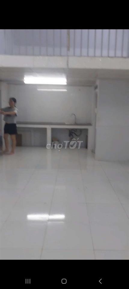 nhà nguyên căn Thống Nhất, 4x8m, 1 lửng, 1wc, hẻm rộng thông