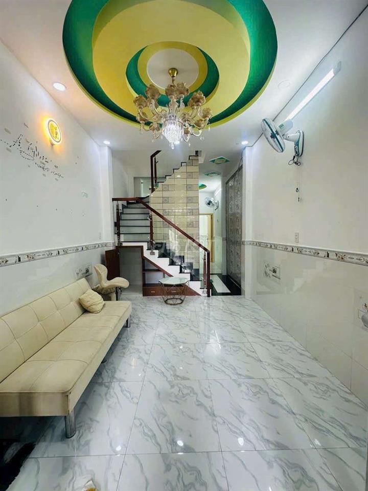 Nhà hẻm 1 xẹt xe hơi Nguyễn Văn Khối, 3,8x14m, 1 lầu, 3pn