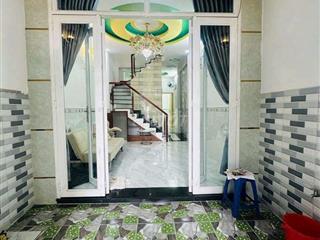 Nhà hẻm 1 xẹt xe hơi Nguyễn Văn Khối, 3,8x14m, 1 lầu, 3pn