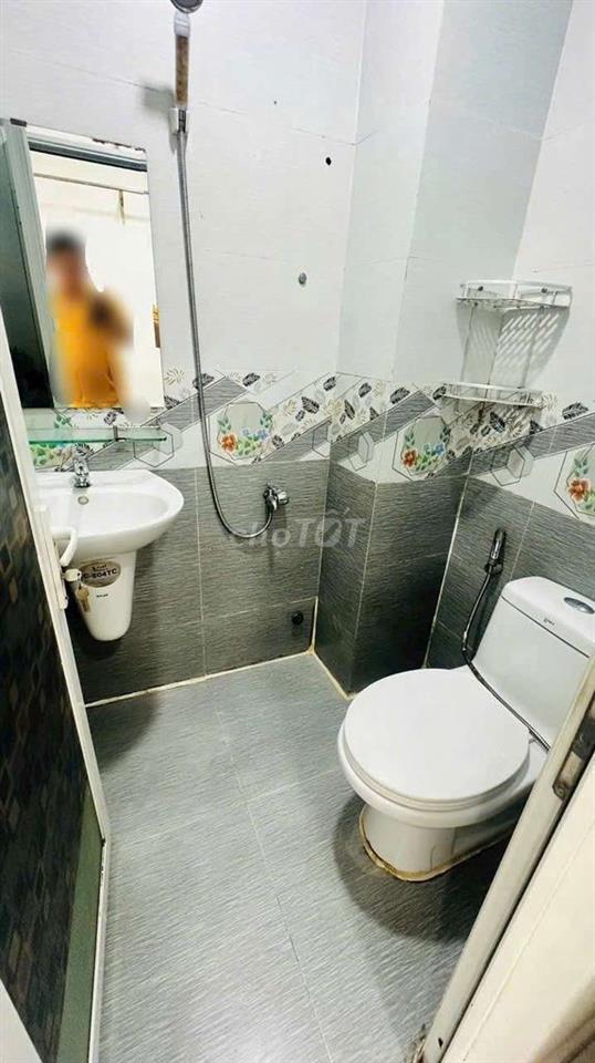 nhà hẻm Quang Trung p11, 4x11m, 2 lầu, 3pn, có nội thất