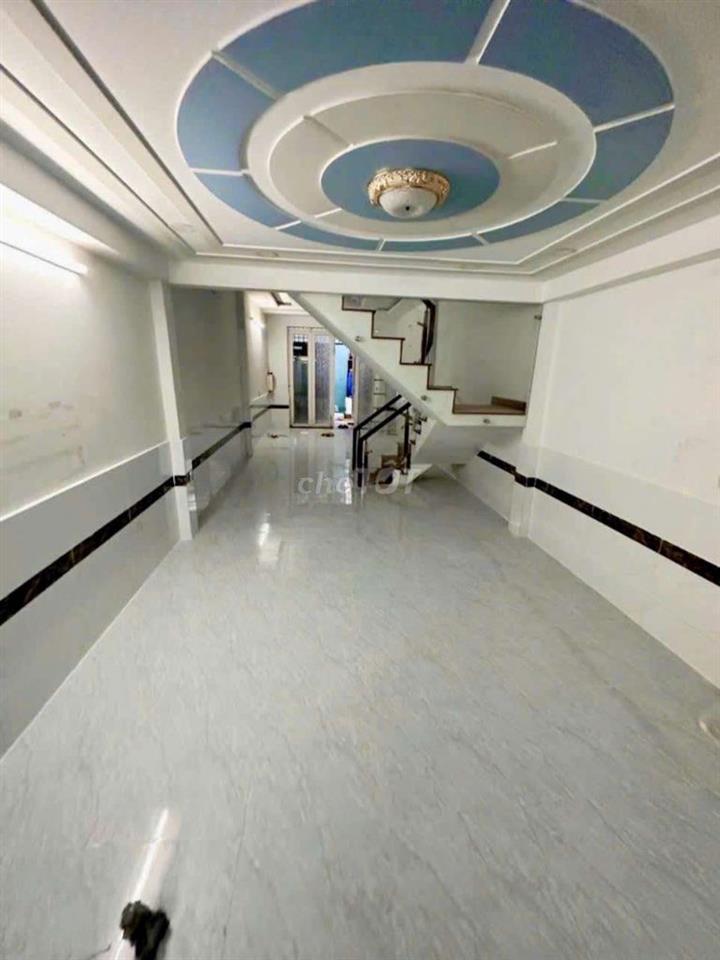 nhà hẻm Phạm Văn Chiêu, 4x16m, 1 lầu, 2pn, ban công rào an toàn