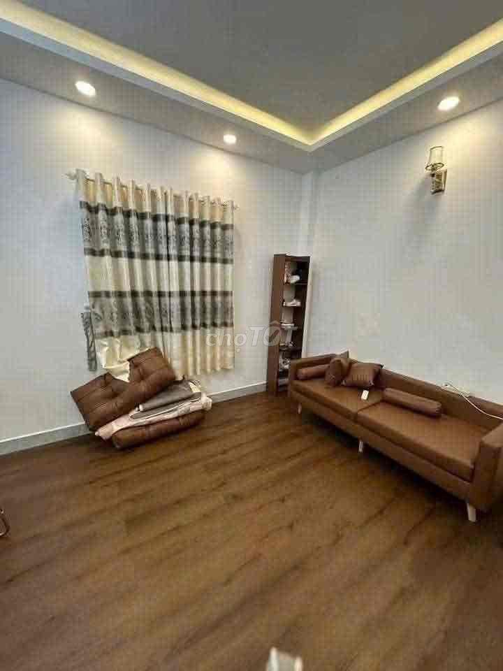cho thuê  nhà ngã tư ga : 4x15 , trệt lững 3 lầu , giá 13tr