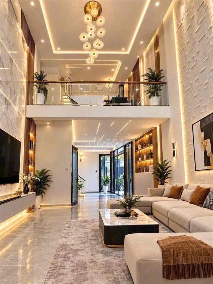 cho thuê nhà đẹp : 4,3x10 gồm trệt , lững , 2 lầu . giá 20tr