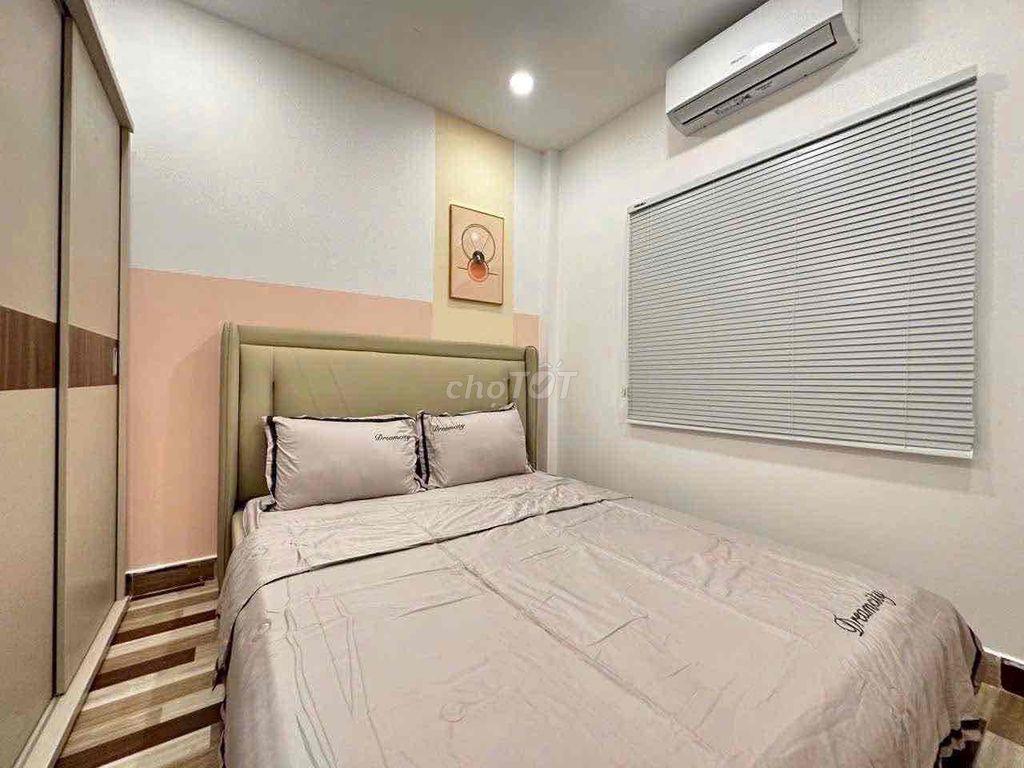 cho thue nhà fun nội thất , giá 9tr5